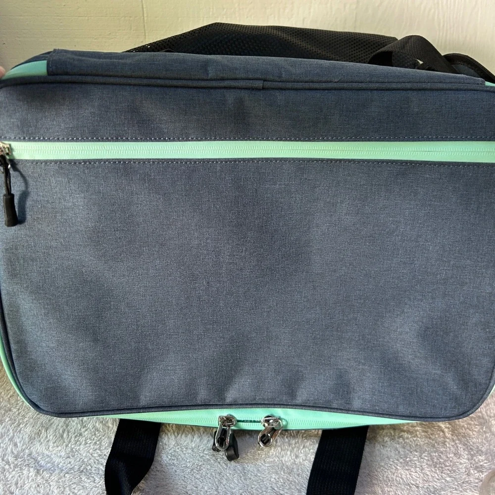 Maelstrom Soft Sided Cooler Bag Blue Mint Green Insulated Picnic Lunch Tote NWOT